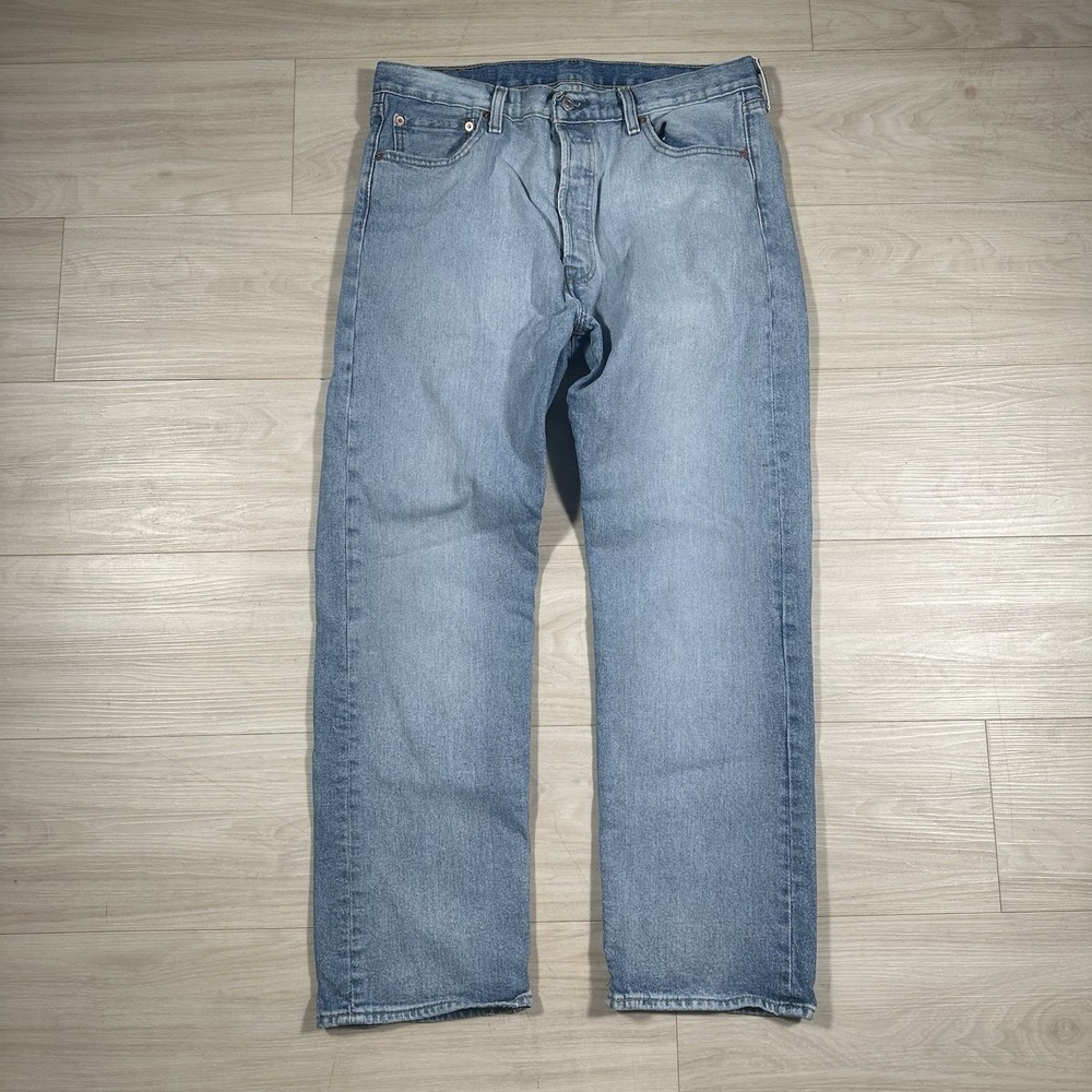 Levi's 501 Jeans Mens 36x30 Light Wash Blue Original Fit Straight Leg Button Fly